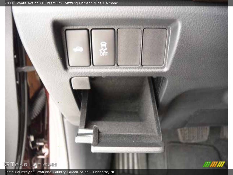 Sizzling Crimson Mica / Almond 2014 Toyota Avalon XLE Premium