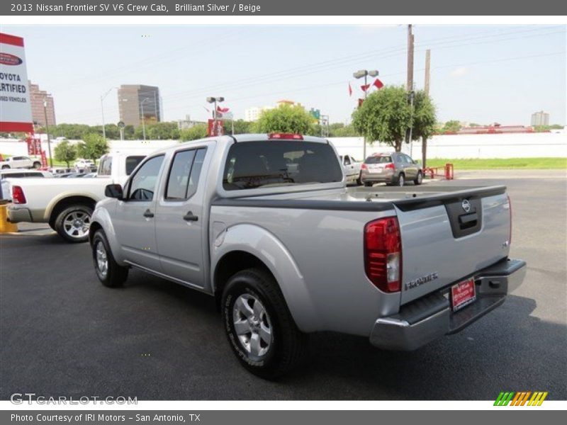 Brilliant Silver / Beige 2013 Nissan Frontier SV V6 Crew Cab