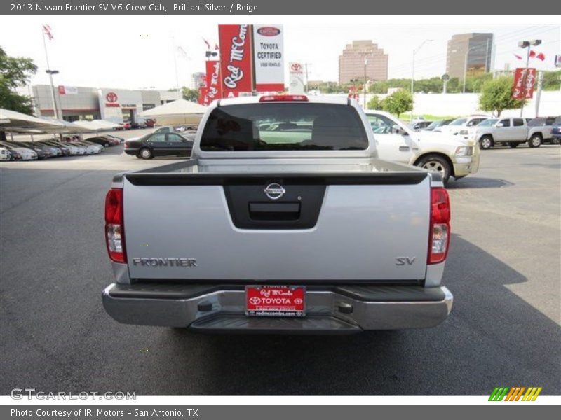 Brilliant Silver / Beige 2013 Nissan Frontier SV V6 Crew Cab