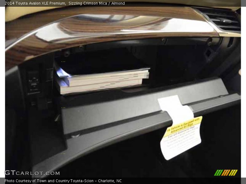 Sizzling Crimson Mica / Almond 2014 Toyota Avalon XLE Premium