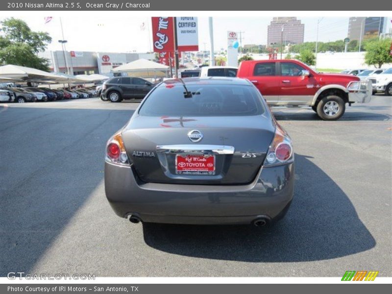 Ocean Gray / Charcoal 2010 Nissan Altima 2.5 S