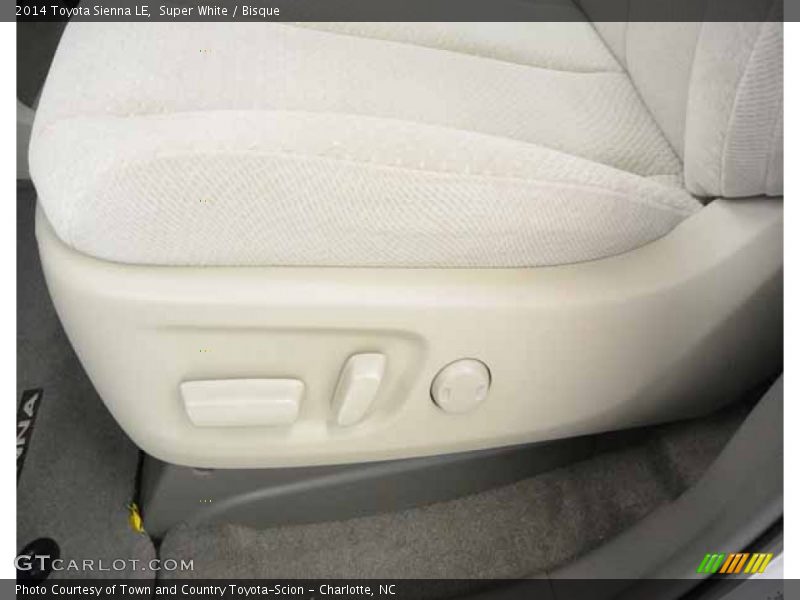 Super White / Bisque 2014 Toyota Sienna LE