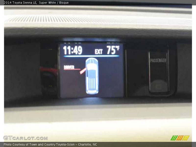 Super White / Bisque 2014 Toyota Sienna LE