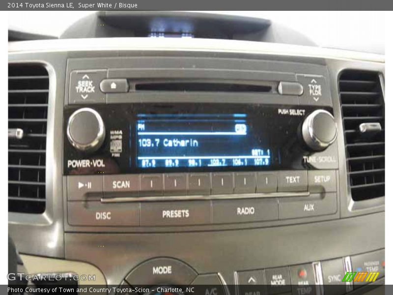 Super White / Bisque 2014 Toyota Sienna LE