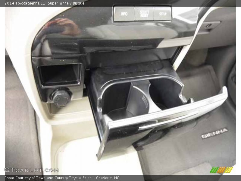 Super White / Bisque 2014 Toyota Sienna LE
