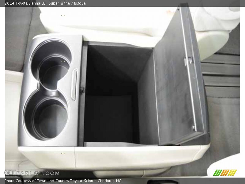 Super White / Bisque 2014 Toyota Sienna LE