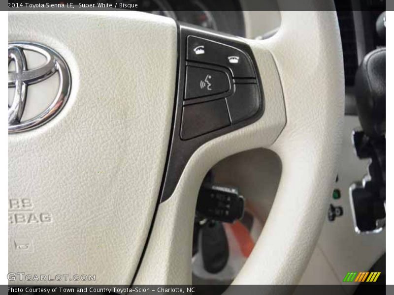 Super White / Bisque 2014 Toyota Sienna LE