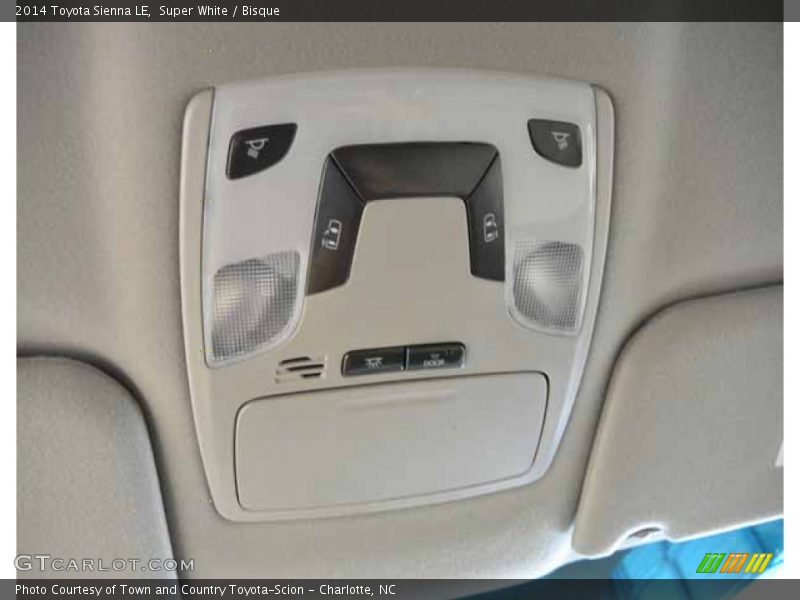 Super White / Bisque 2014 Toyota Sienna LE