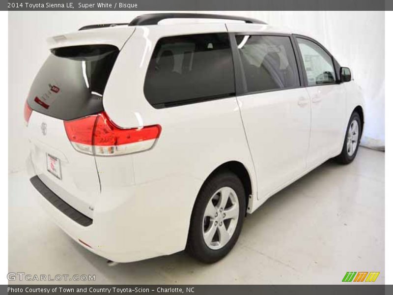 Super White / Bisque 2014 Toyota Sienna LE