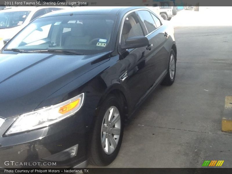 Sterling Grey / Light Stone 2011 Ford Taurus SE