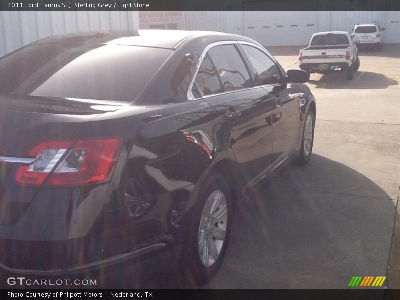 Sterling Grey / Light Stone 2011 Ford Taurus SE