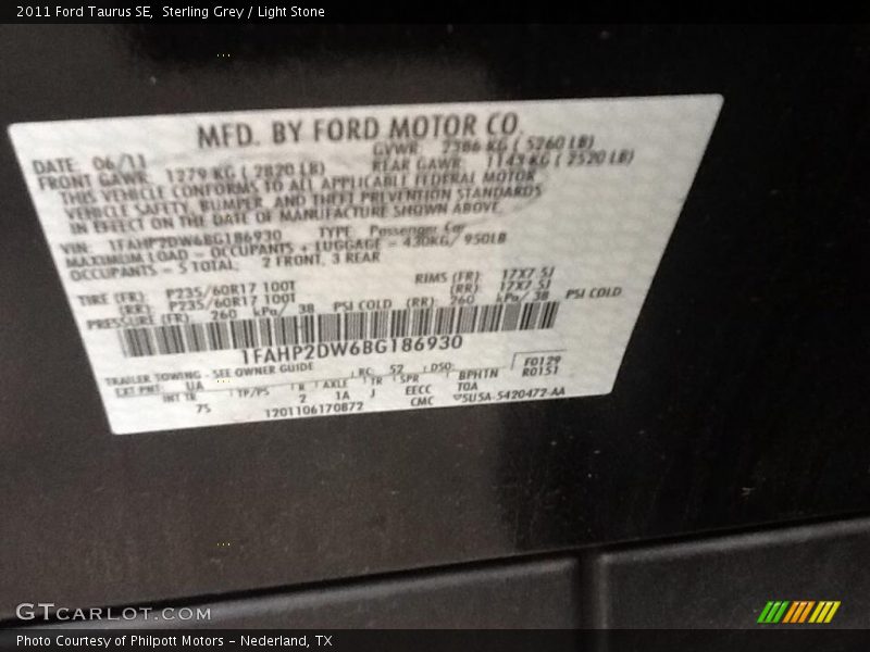 Sterling Grey / Light Stone 2011 Ford Taurus SE
