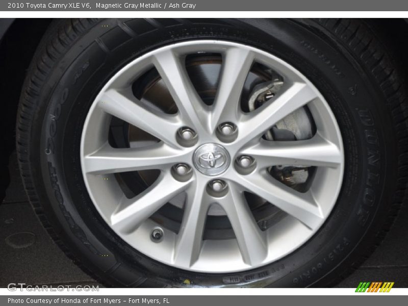 Magnetic Gray Metallic / Ash Gray 2010 Toyota Camry XLE V6