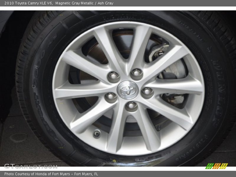Magnetic Gray Metallic / Ash Gray 2010 Toyota Camry XLE V6