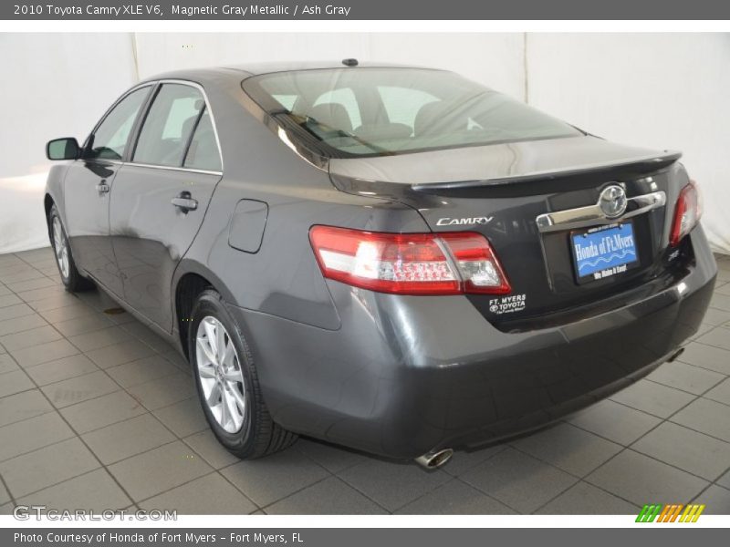 Magnetic Gray Metallic / Ash Gray 2010 Toyota Camry XLE V6