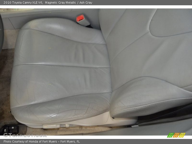 Magnetic Gray Metallic / Ash Gray 2010 Toyota Camry XLE V6