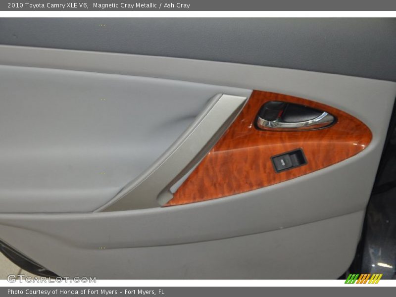 Magnetic Gray Metallic / Ash Gray 2010 Toyota Camry XLE V6