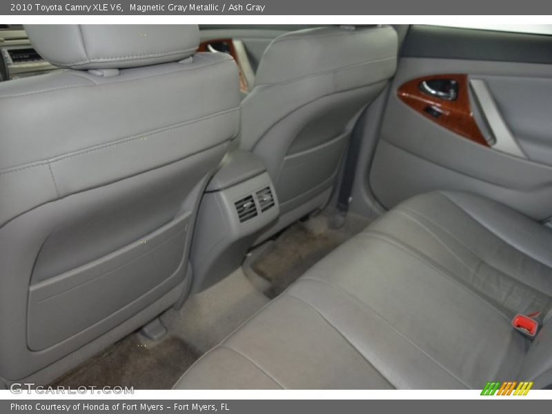 Magnetic Gray Metallic / Ash Gray 2010 Toyota Camry XLE V6