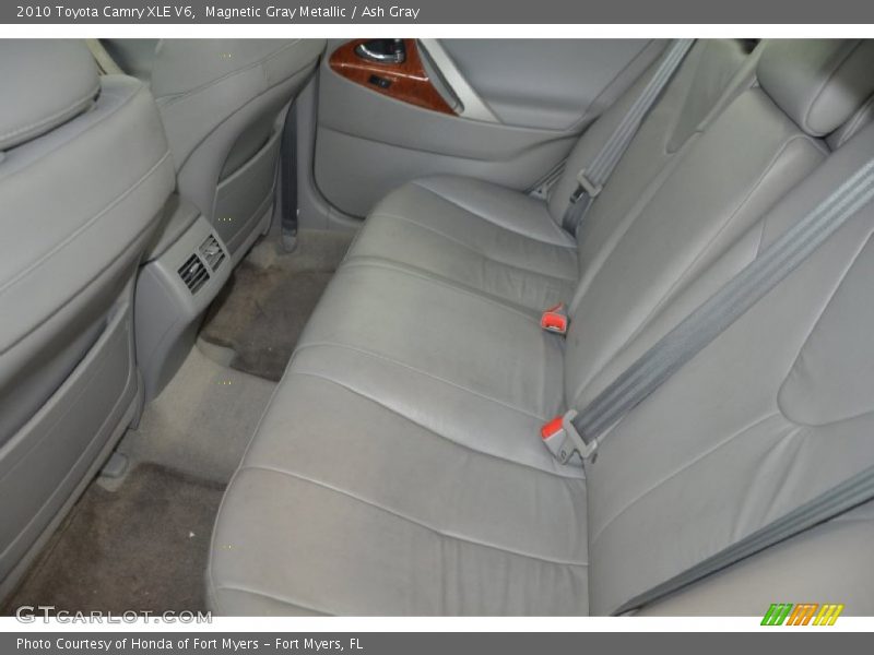 Magnetic Gray Metallic / Ash Gray 2010 Toyota Camry XLE V6