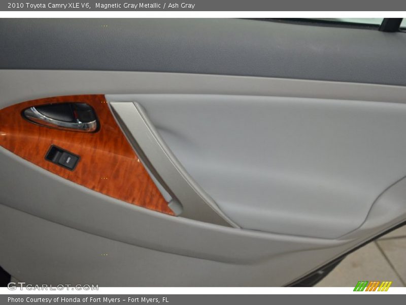 Magnetic Gray Metallic / Ash Gray 2010 Toyota Camry XLE V6
