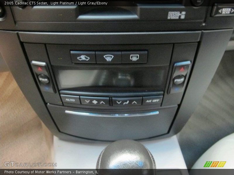 Light Platinum / Light Gray/Ebony 2005 Cadillac CTS Sedan