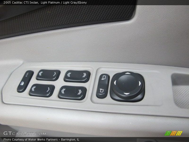 Light Platinum / Light Gray/Ebony 2005 Cadillac CTS Sedan