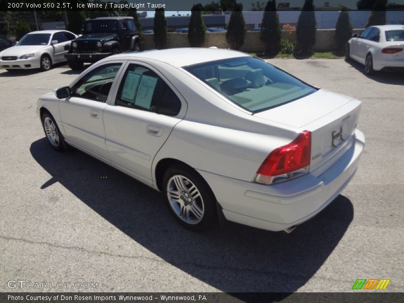 Ice White / Taupe/Light Taupe 2007 Volvo S60 2.5T
