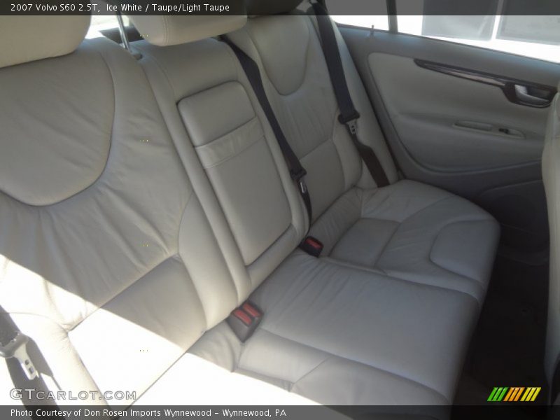 Ice White / Taupe/Light Taupe 2007 Volvo S60 2.5T