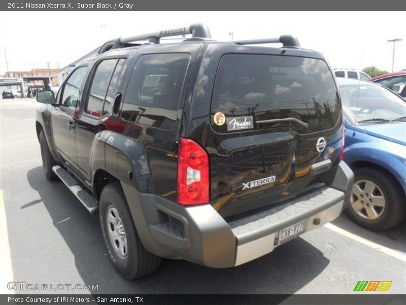 Super Black / Gray 2011 Nissan Xterra X