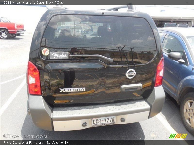 Super Black / Gray 2011 Nissan Xterra X