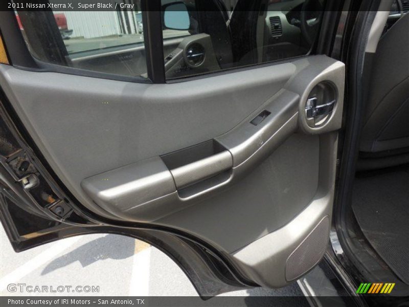 Super Black / Gray 2011 Nissan Xterra X