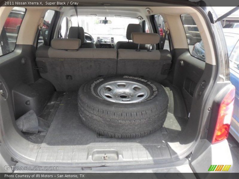 Super Black / Gray 2011 Nissan Xterra X