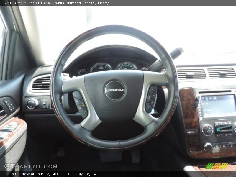 White Diamond Tricoat / Ebony 2013 GMC Yukon XL Denali