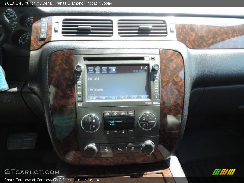 White Diamond Tricoat / Ebony 2013 GMC Yukon XL Denali