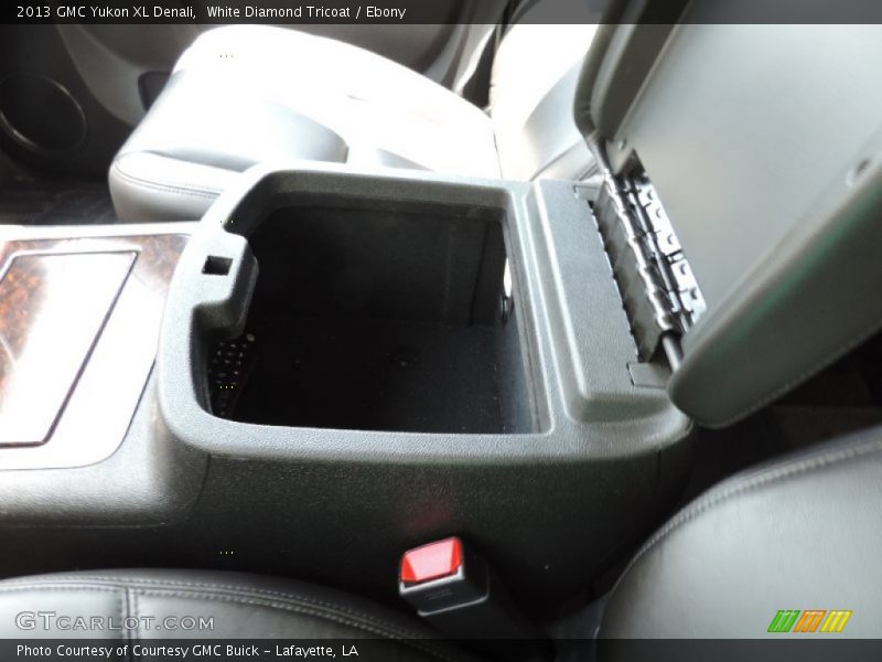 White Diamond Tricoat / Ebony 2013 GMC Yukon XL Denali