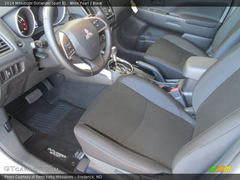 White Pearl / Black 2014 Mitsubishi Outlander Sport ES