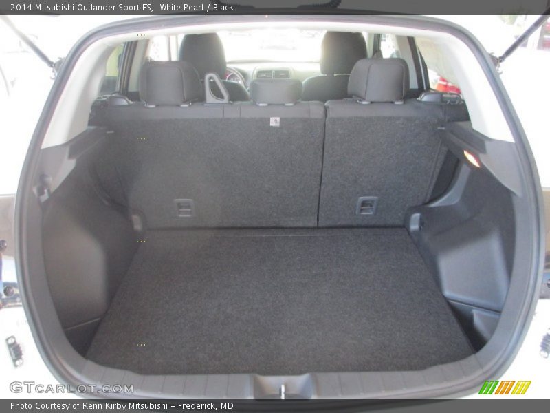 White Pearl / Black 2014 Mitsubishi Outlander Sport ES