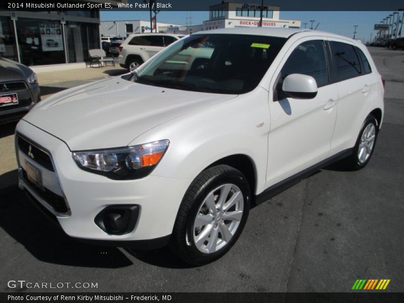 White Pearl / Black 2014 Mitsubishi Outlander Sport ES