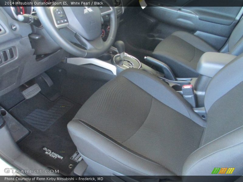 White Pearl / Black 2014 Mitsubishi Outlander Sport ES