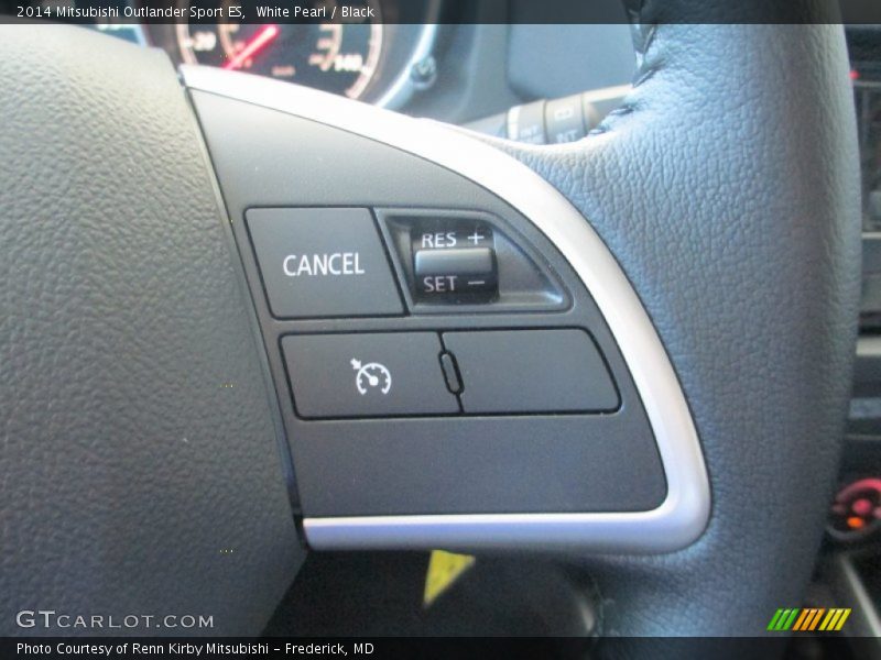 White Pearl / Black 2014 Mitsubishi Outlander Sport ES