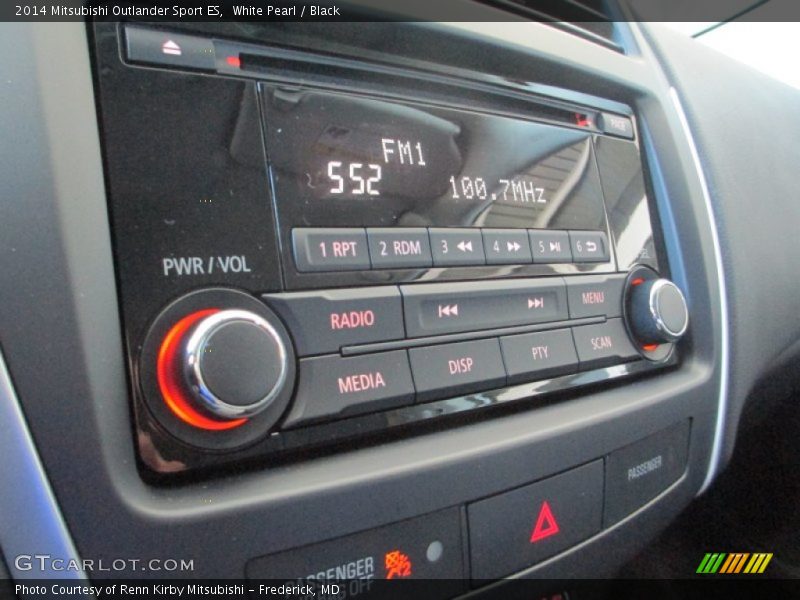 White Pearl / Black 2014 Mitsubishi Outlander Sport ES