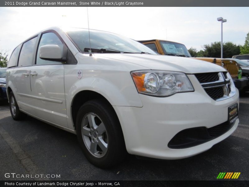 Stone White / Black/Light Graystone 2011 Dodge Grand Caravan Mainstreet