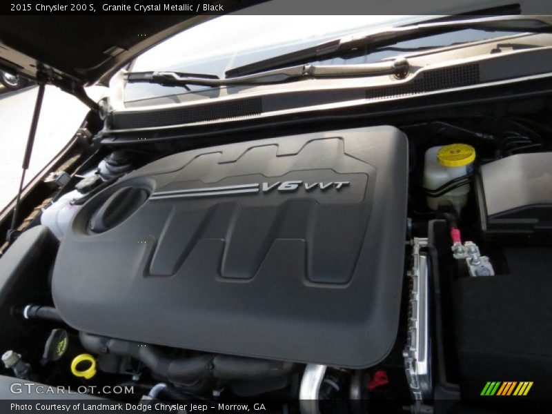Granite Crystal Metallic / Black 2015 Chrysler 200 S