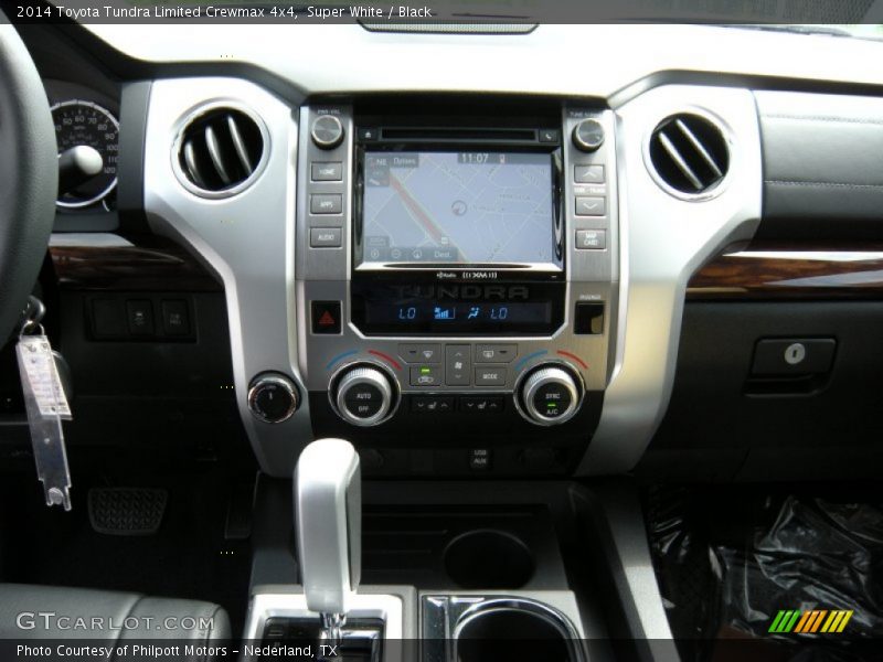 Super White / Black 2014 Toyota Tundra Limited Crewmax 4x4