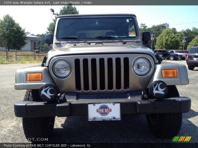 Light Khaki Metallic / Khaki 2004 Jeep Wrangler Sahara 4x4