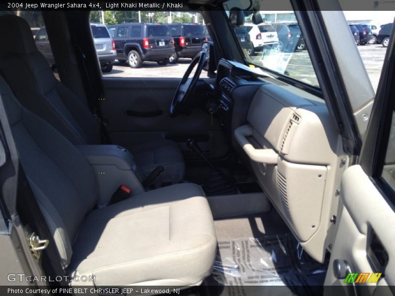 Light Khaki Metallic / Khaki 2004 Jeep Wrangler Sahara 4x4
