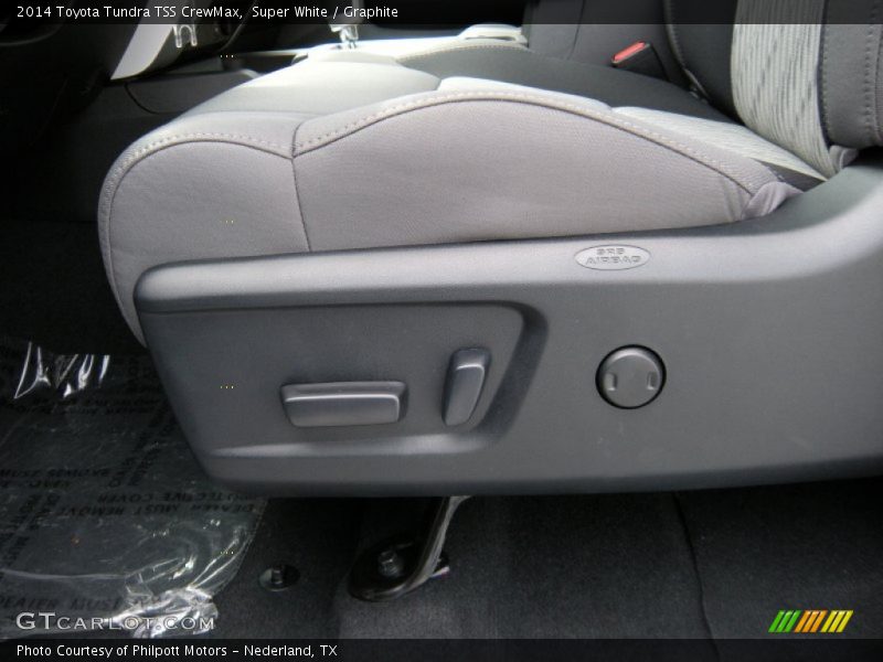 Super White / Graphite 2014 Toyota Tundra TSS CrewMax