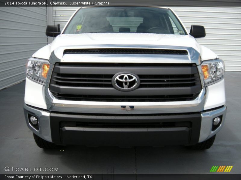 Super White / Graphite 2014 Toyota Tundra SR5 Crewmax