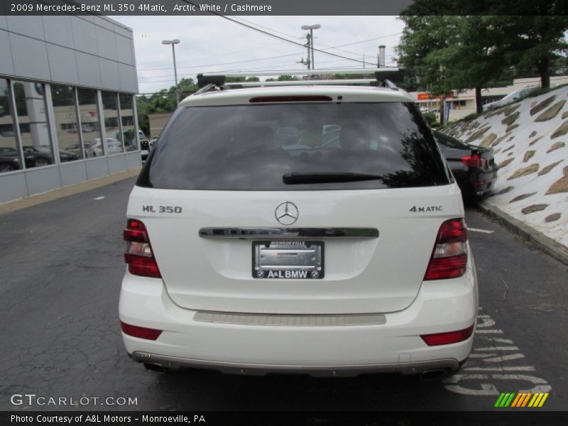 Arctic White / Cashmere 2009 Mercedes-Benz ML 350 4Matic