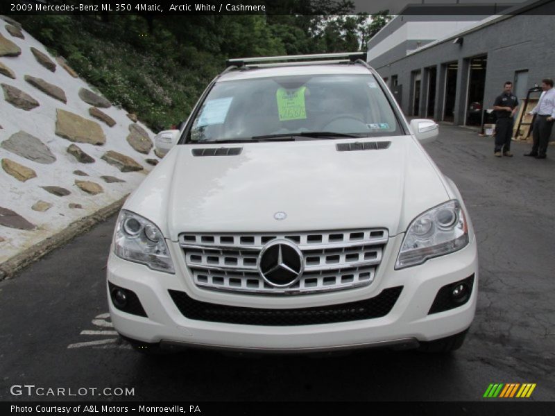 Arctic White / Cashmere 2009 Mercedes-Benz ML 350 4Matic